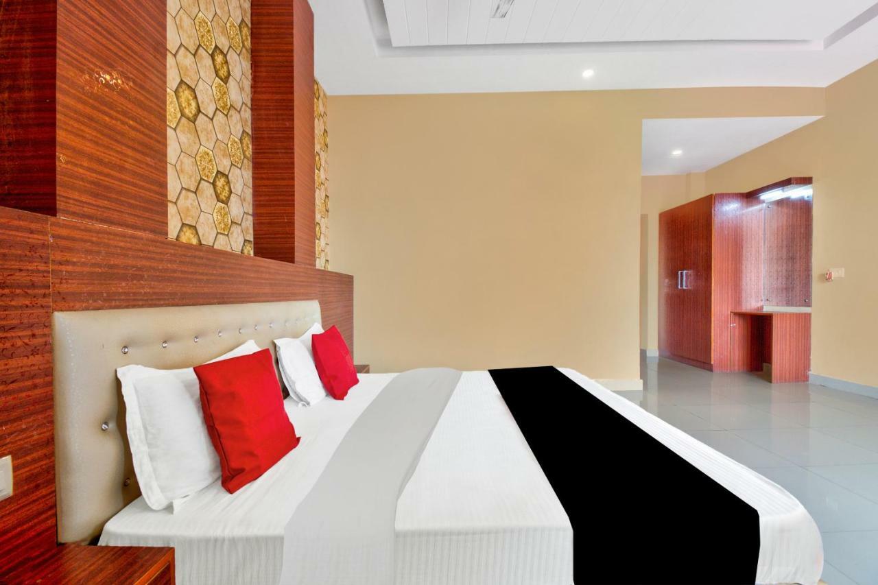Capital O 40833 Maharaja Hotel & Restaurant Kashipur 外观 照片
